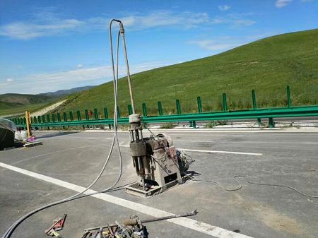 青龙公路地基基础注浆加固